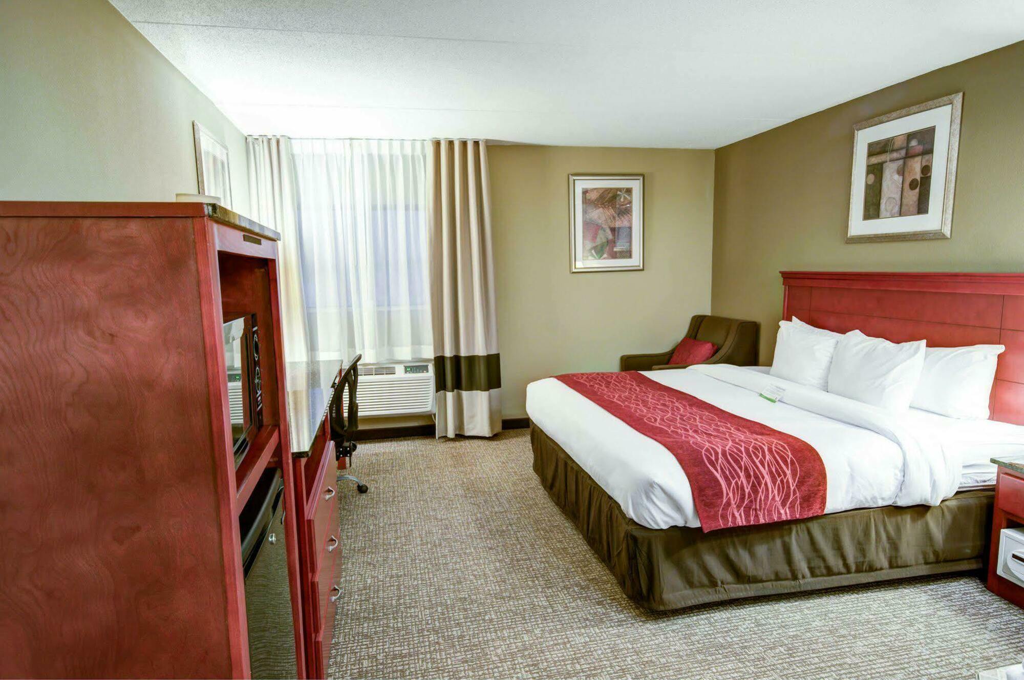 Holiday Inn Express Greencastle, An Ihg Hotel Exterior photo